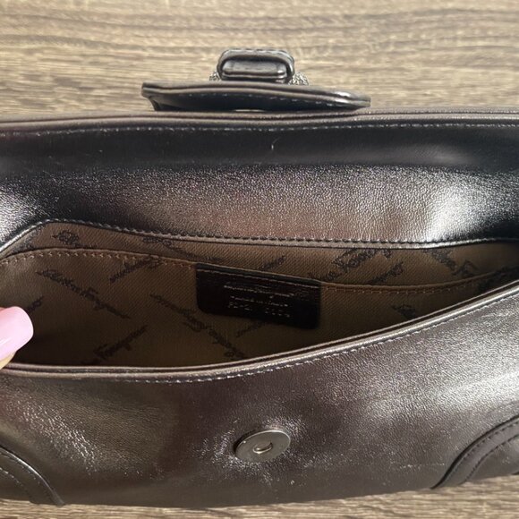 Salvatore Ferragamo Silver Chain Leather Shoulder Bag Perfect Condition - Picture 2 of 4